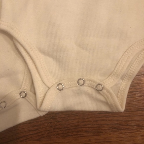 NEW Organic Cotton Onesie Bundle 3-6 Months | Great Baby Shower Gift - Picture 7 of 16